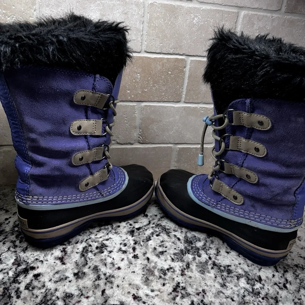 Sorel Joan Of‎ Artic Purple Suede Snow Boots Girls Sz1